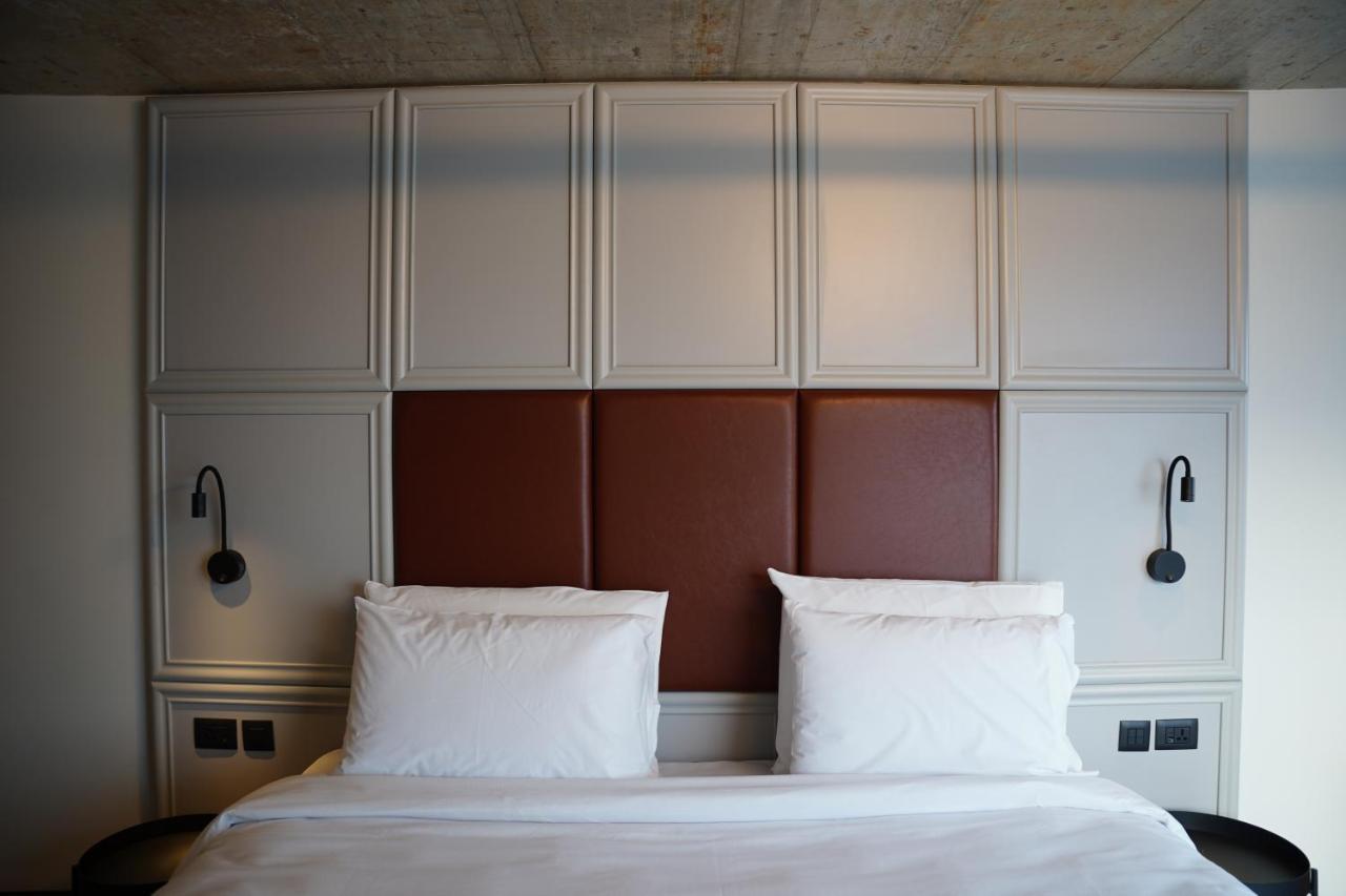 The Londoner Hotel Слима Экстерьер фото