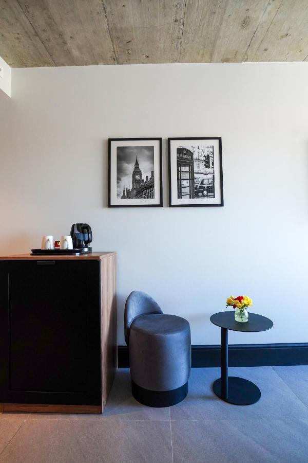 The Londoner Hotel Слима Экстерьер фото