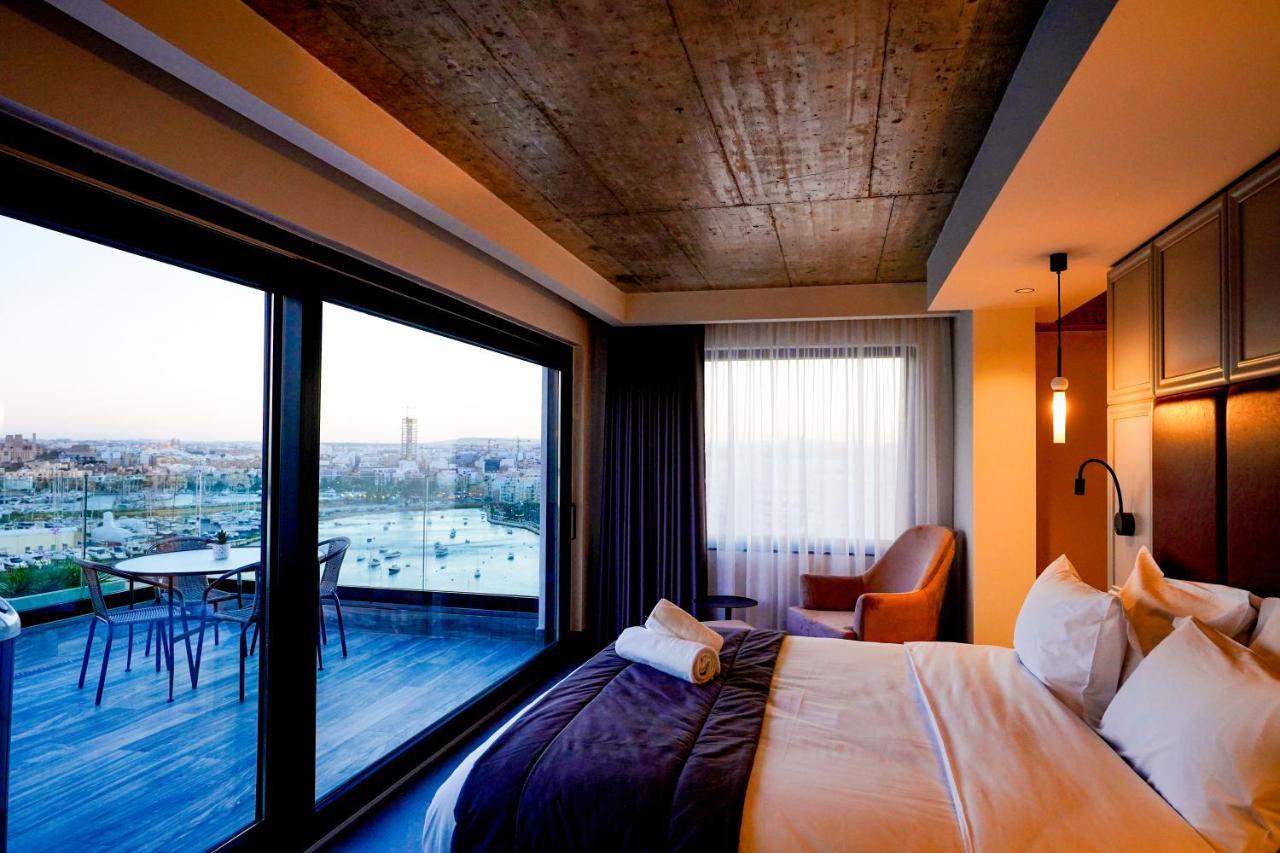 The Londoner Hotel Слима Экстерьер фото