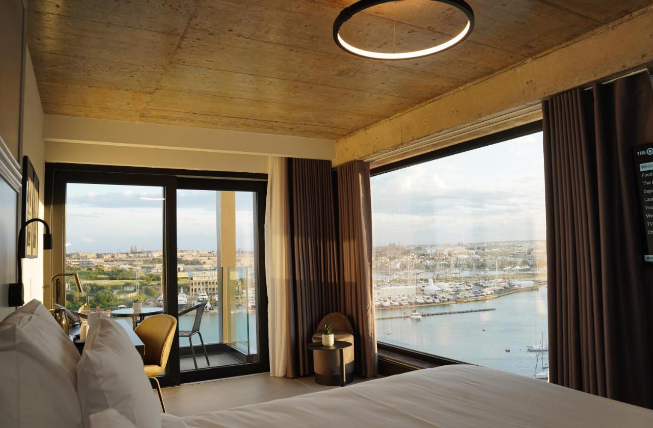 The Londoner Hotel Слима Экстерьер фото