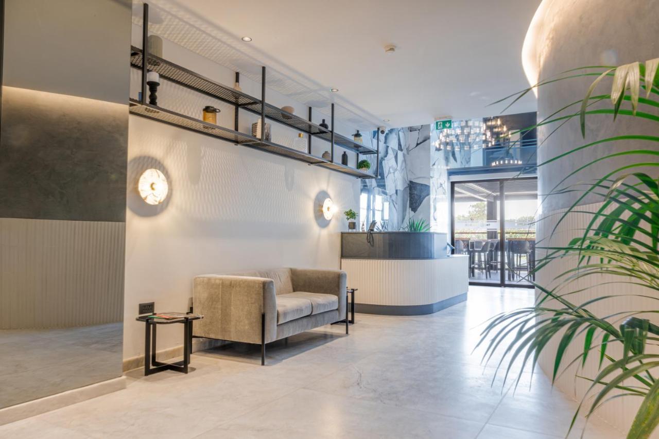 The Londoner Hotel Слима Экстерьер фото