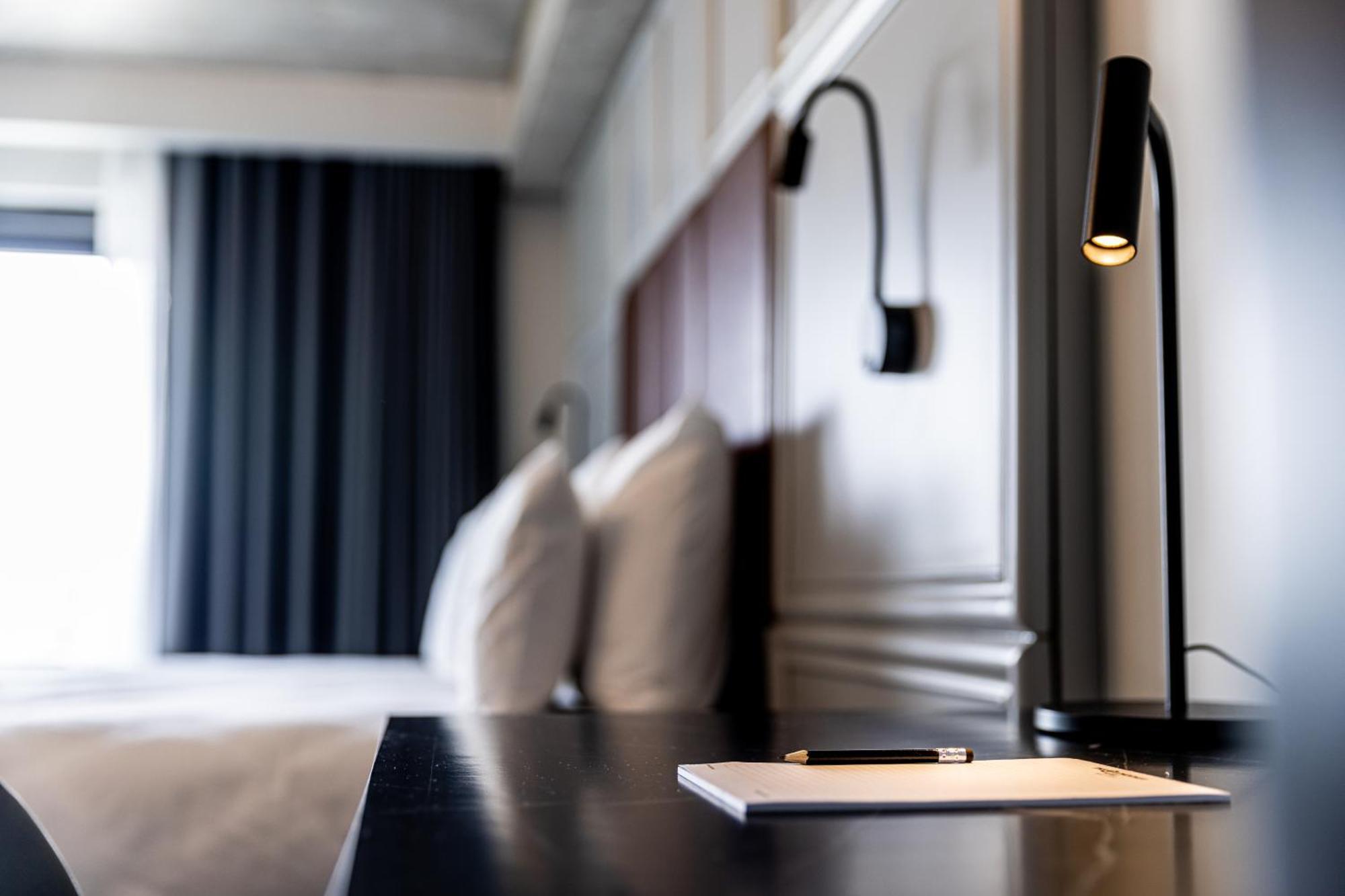 The Londoner Hotel Слима Экстерьер фото