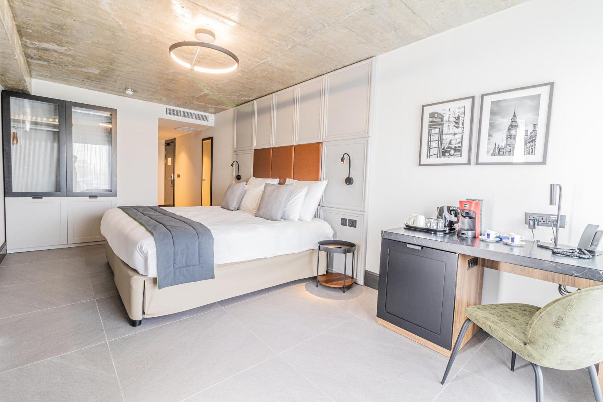 The Londoner Hotel Слима Экстерьер фото