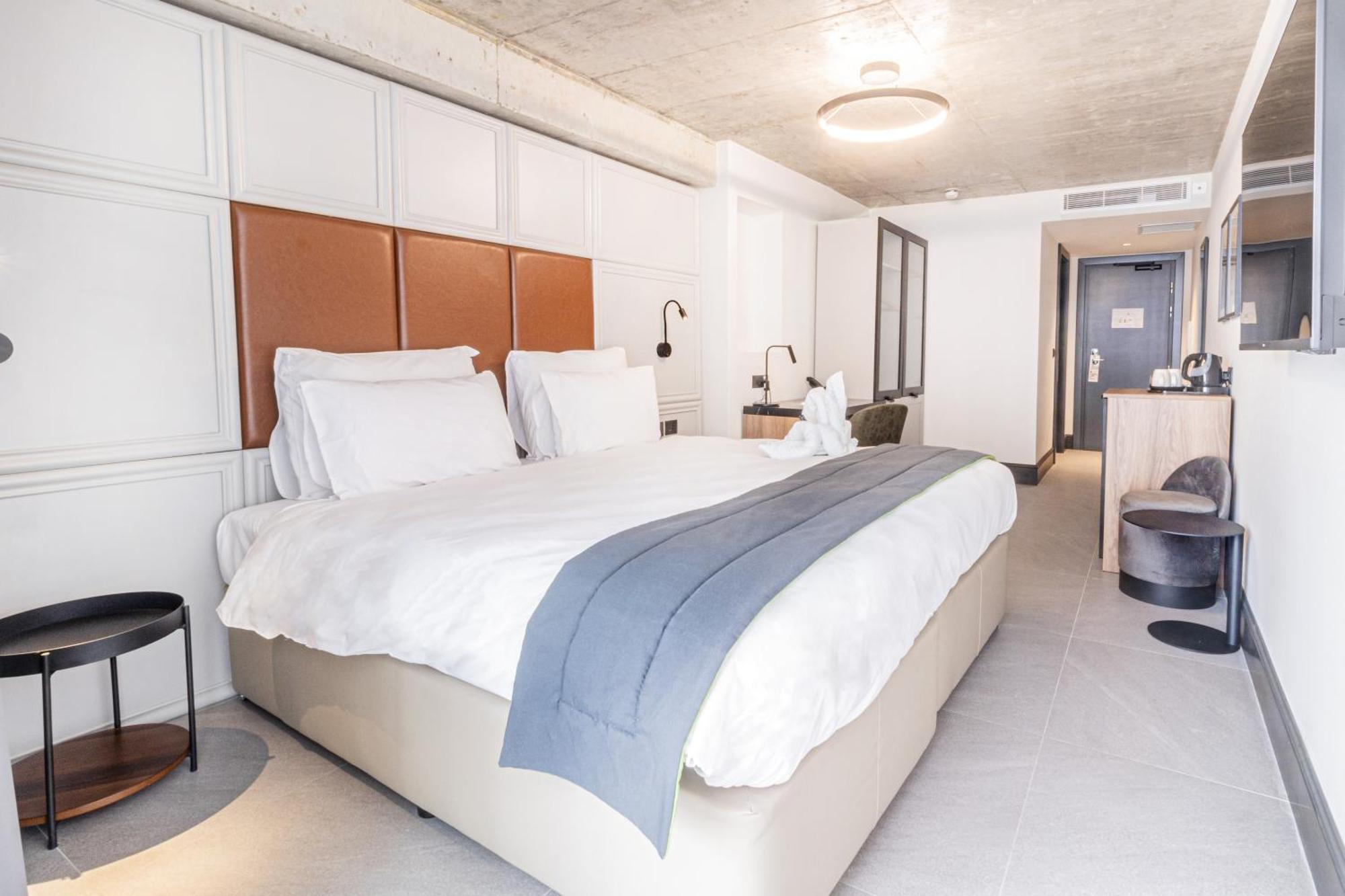 The Londoner Hotel Слима Экстерьер фото